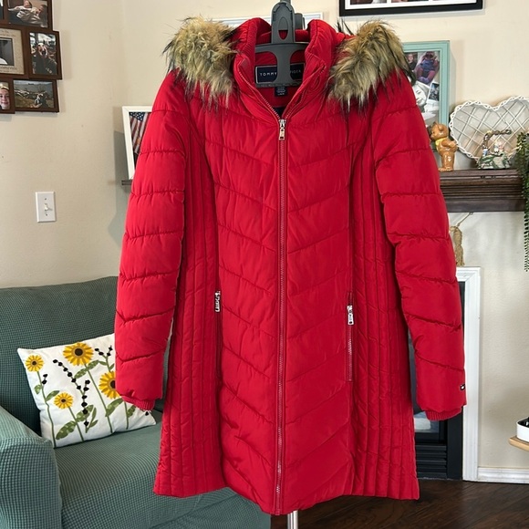 Tommy Hilfiger Chevron Removable Faux-Fur Trim Hooded Puffer Coat NWOT - Picture 3 of 17